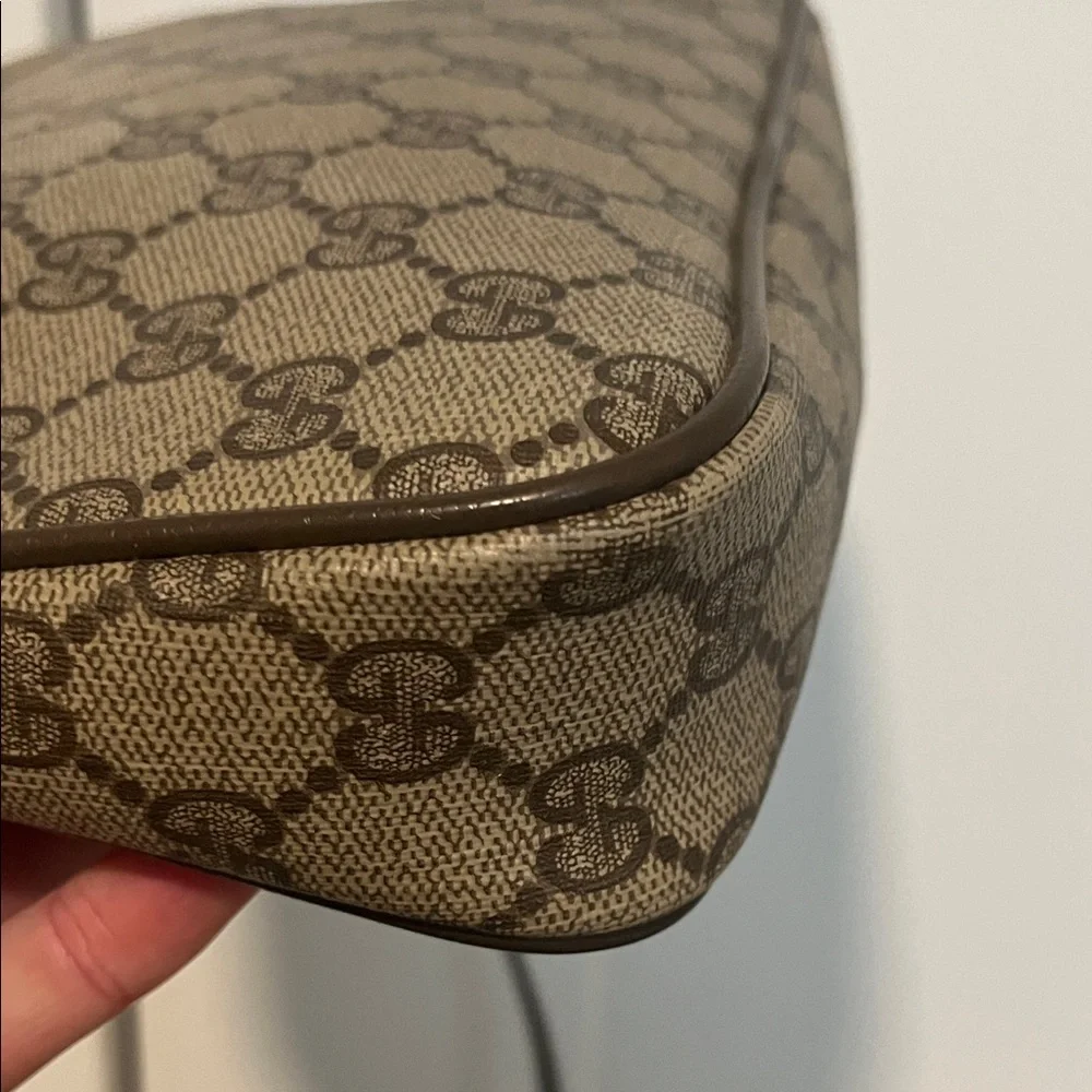 Gucci Beige & Brown GG Supreme Crossbody Bag - Picture 7 of 12